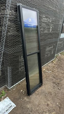 Window 21 Inches X 6 Feet