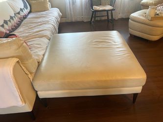 FREE OTTOMAN