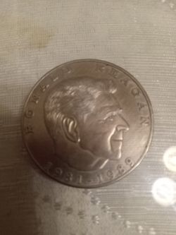 Medals  United States of America  Commemorative medal  Ronald Reagan 
$10