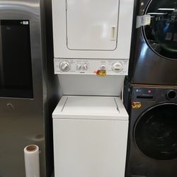 KENMORE 24" STACKABLE WASHER AND GAS DRYER 