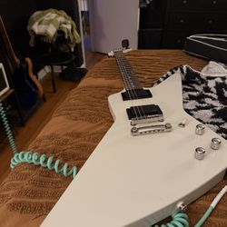 Epiphone Explorer 80s  With EMG 