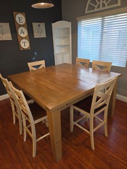 Farmhouse kitchen table with 6 chairs