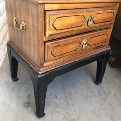 1 Night Stand  Vintage 