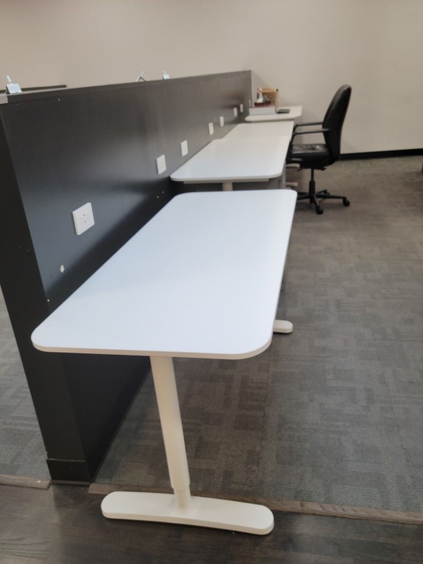 Ikea Bekant Table