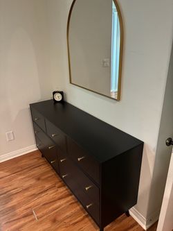 Black 7-Drawer Dresser with Gold Knobs