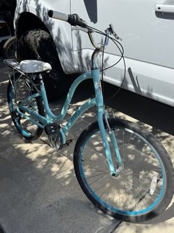 Electra Townie 7D Cruiser Bike – Light Blue – Great Condition