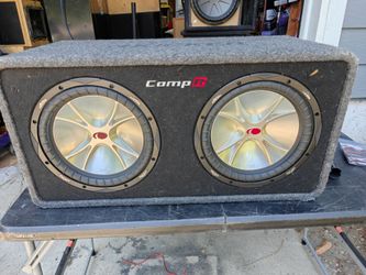 Kicker Comp VR 12s in ported box