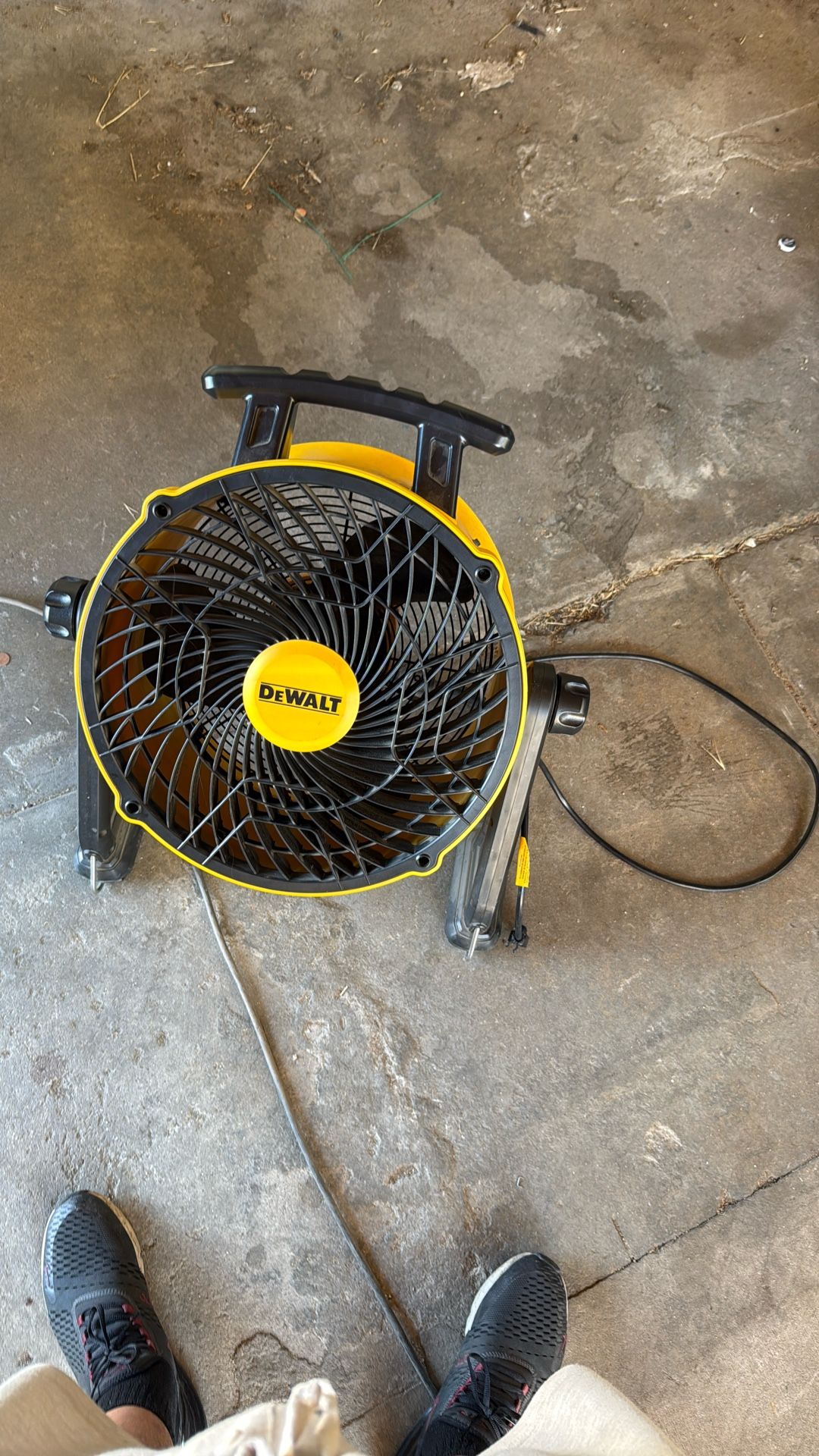 Dewalt 16in Fan