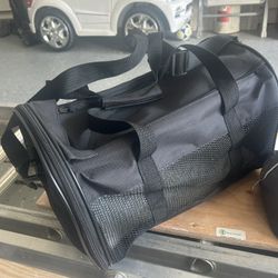 DELUXE PET CARRIER