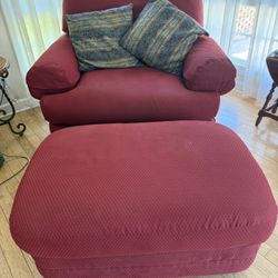 Oversized Chair with Ottoman 