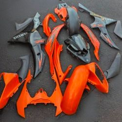 Yamaha R6 Plastics 