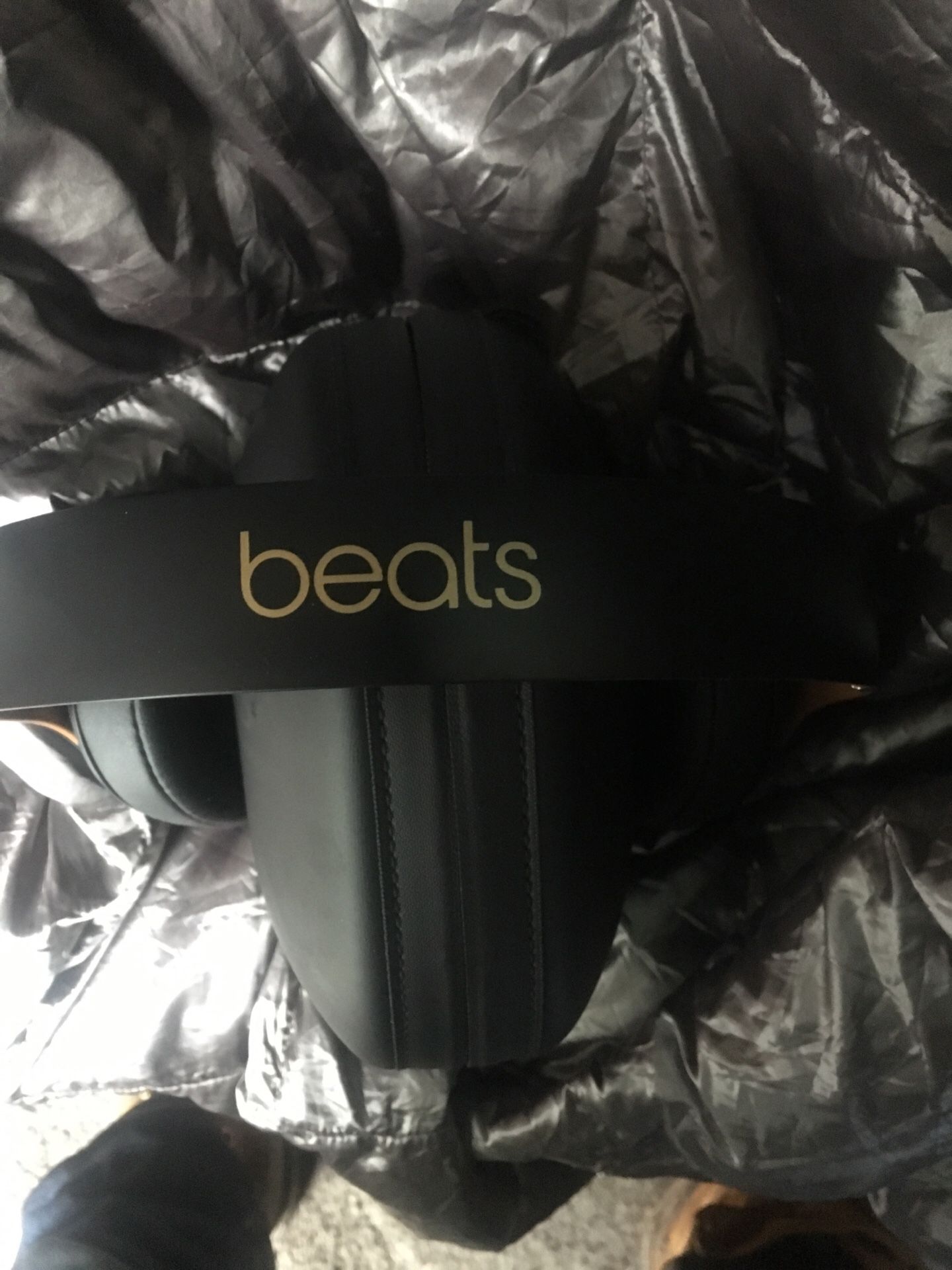 Beats studio 3s $ 175 obo