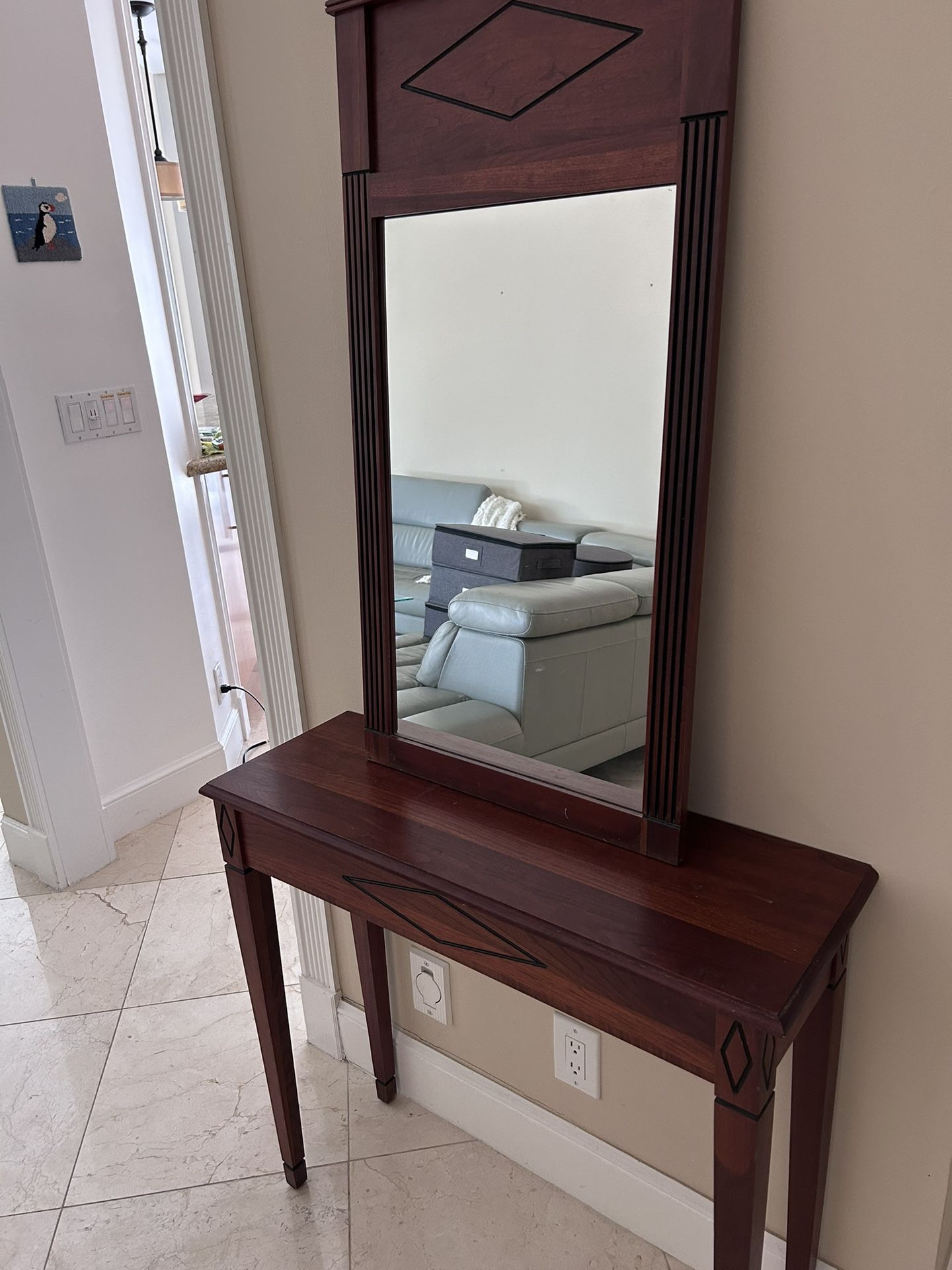 Ethan Allen Entry Table And Mirror Set
