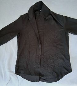 Black van huesen button up slim fit