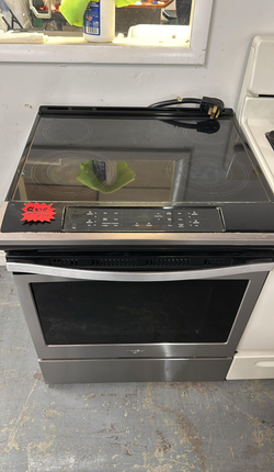 Whirlpool Slide-In Electric Range – Stainless, Glass Top
