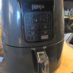 NINJA AIR FRYER PRO.