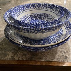 Set Of 4 Serving Dishes/Bowls - Made In Italy- New