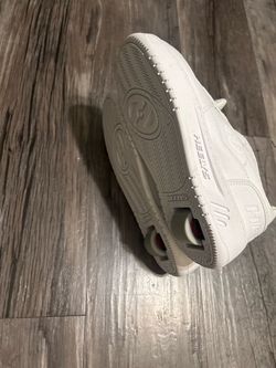 Heelys shoes size 3