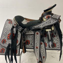 Montura charra bordada con cantinas Cuadradas
