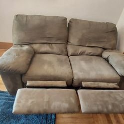 Sofa (Recliner)