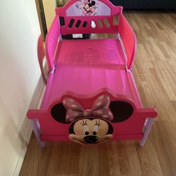 Mini mouse toddler Bed