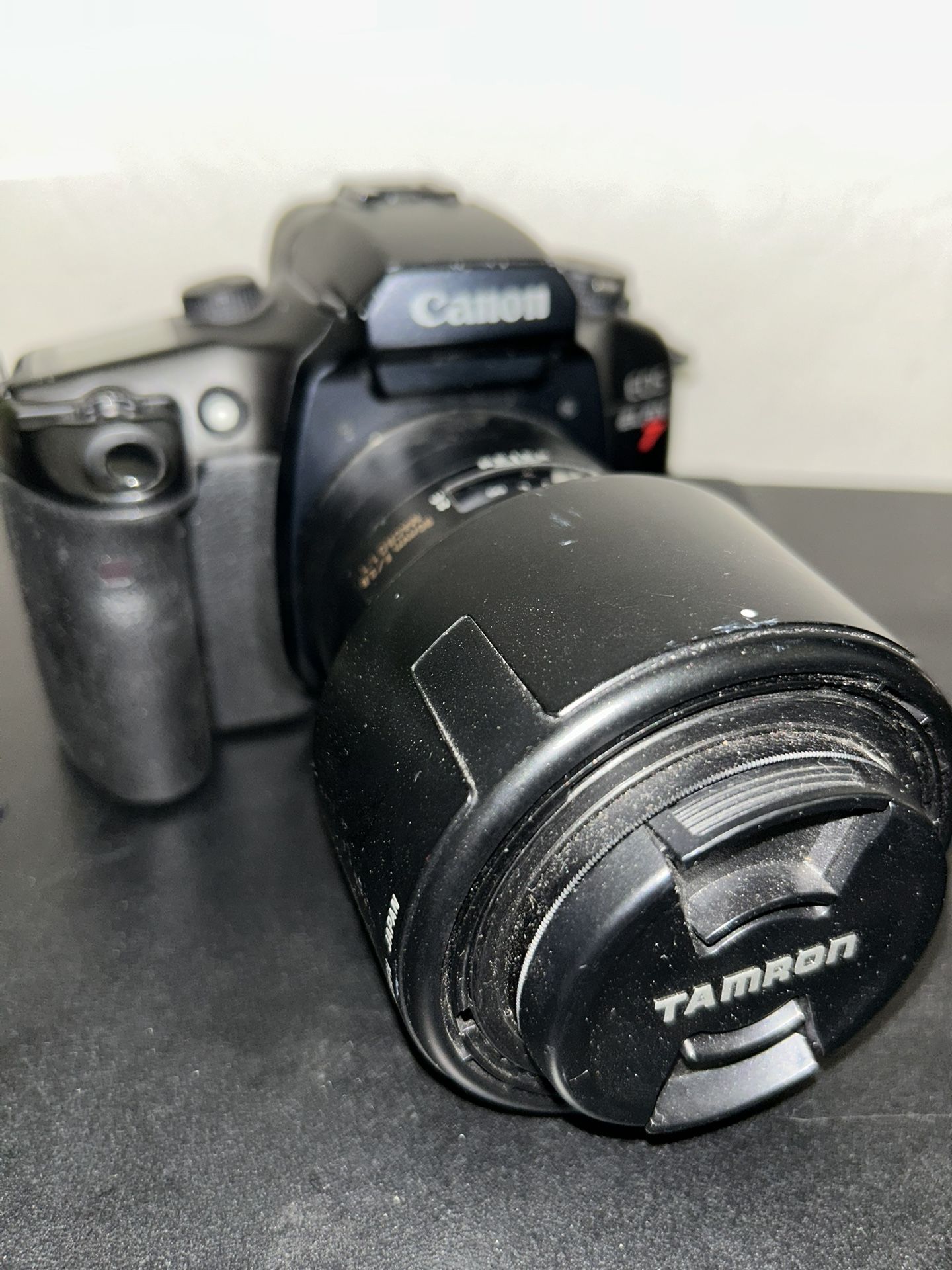 Canon 35 Mm camera EOS Elan 7