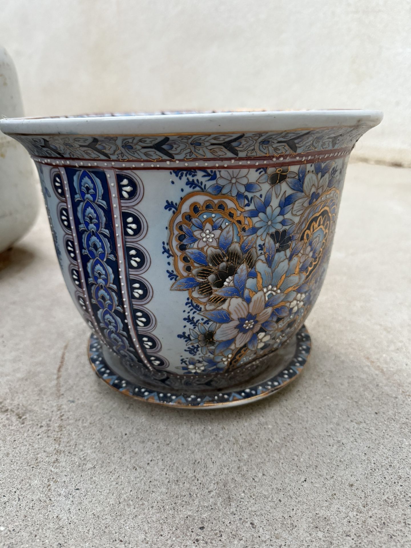 Antique Planter With Plate