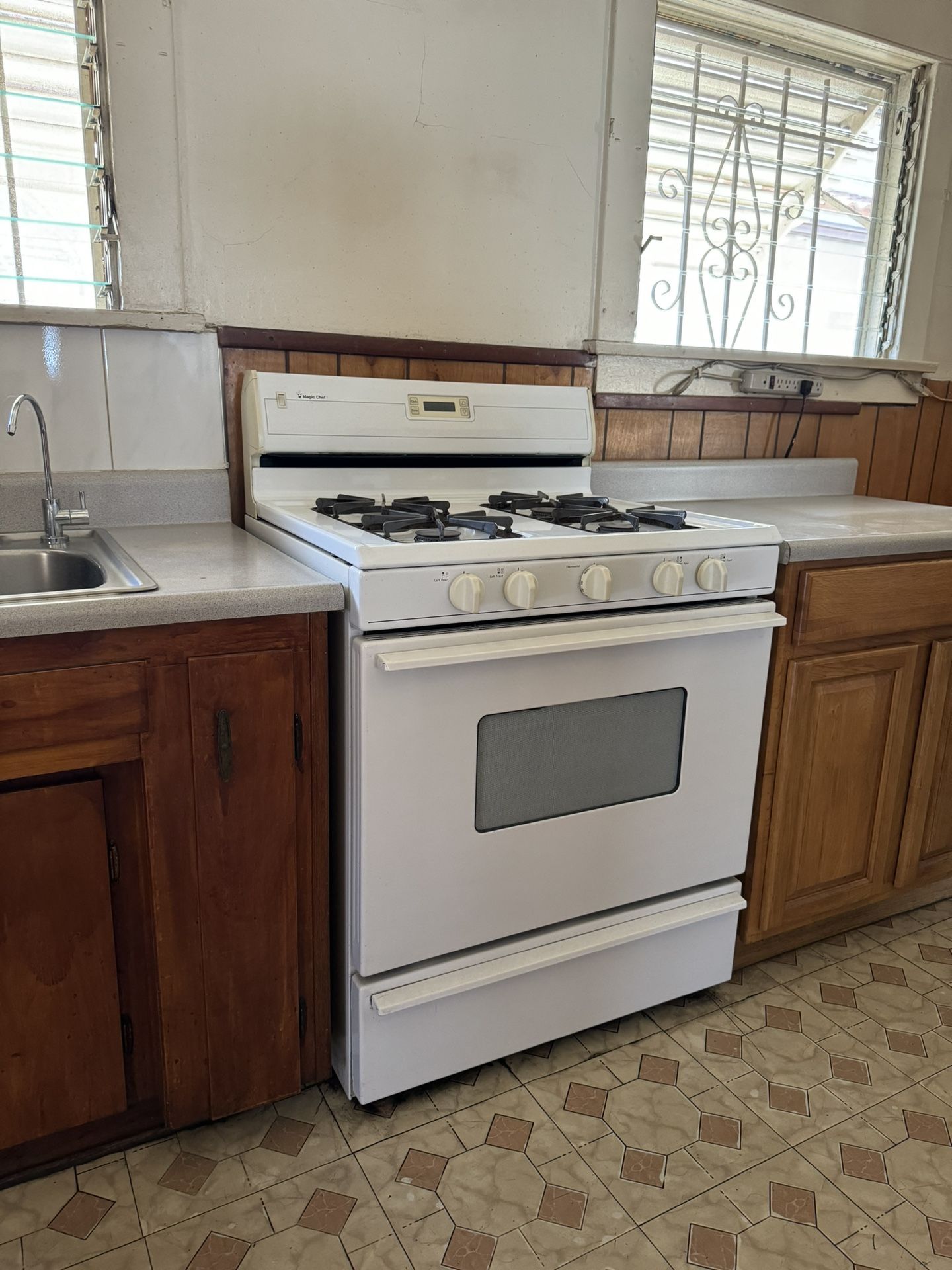 Magic Chef Stove 