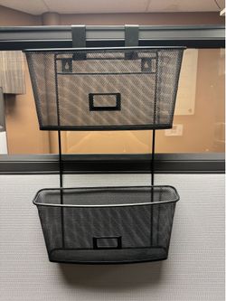 Black Mesh Hanging Wall File