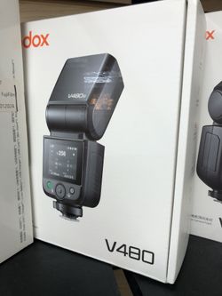 Godox V480