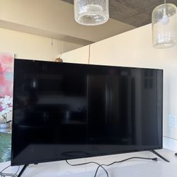 Insignia 50” Smart TV – Excellent Condition!