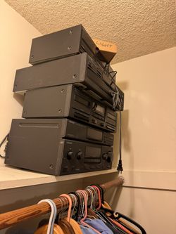 Selling Kenwood sound System W/OUT Speakers