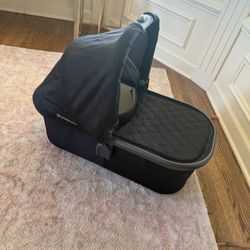 Price drop! Uppababy Bassinet 
