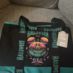 Disney Glow In The Dark Halloween Tote 