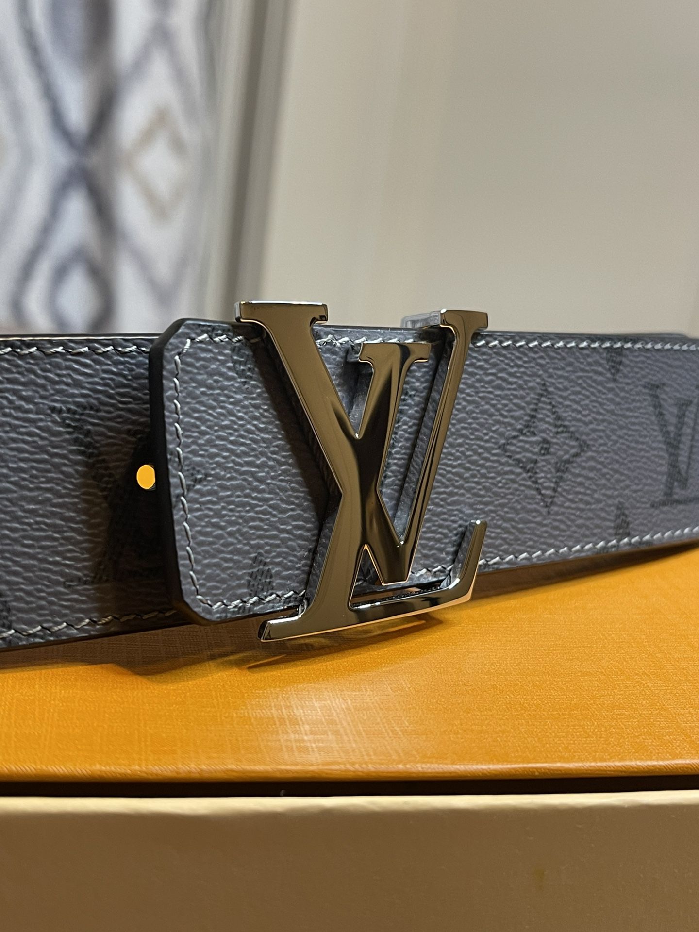 Louis Vuitton Monogram Canvas Initiales Reversible Belt - Size 42 / 105, Louis Vuitton Accessories
