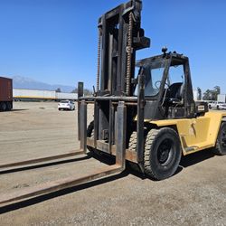 Caterpillar Forklift Diesel 33,000lb Cap