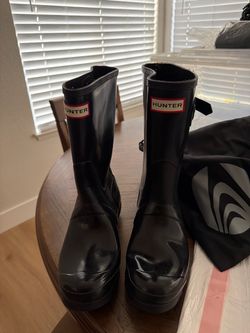 HUNTER BOOTS SIZE 8 WMN