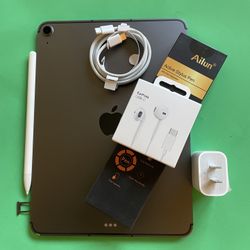  Apple IPad Air 5th Generation (10.9” Liquid Retina / M1 chip/ 2022 Model) 64GB Wifi + Cellular (5G) with Pen, Keyboard  & Accessories 