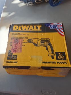 DeWalt DWD110K 3/8" Keyless Chuck Drill Kit