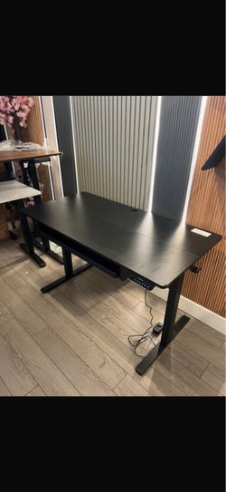47” Black Standing Desk ( i have lot of other desk sizes and colors 😃)