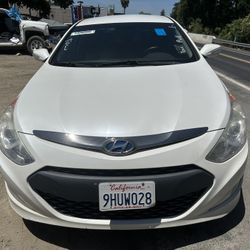 2014 Hyundai Sonata Hybrid (Only Parts———Solo Partes