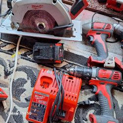 Milwaukee Impact,hammer Drill M18 