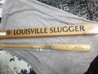 LOUISVILLE SLUGGER**NEW**