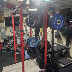 Titan Fitness T2 rack 6post with weight plate holders