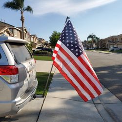 Trailer Hitch Flag Pole