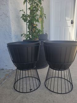 Pots