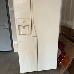 Giveaway: Maytag Fridge