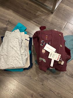 Women’s sweaters size medium