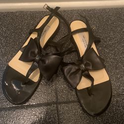 Saks Fifth Avenue leather sandals 