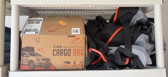 Car rooftop cargo bag - used twice